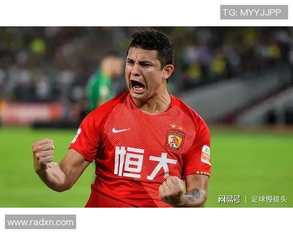 上海足球队个人能力提升的热议与变革探讨 上海足球队个人能力提升的热议与变革探讨