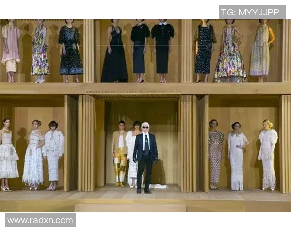 追忆已逝足球巨星他们的传奇与影响力永存于世